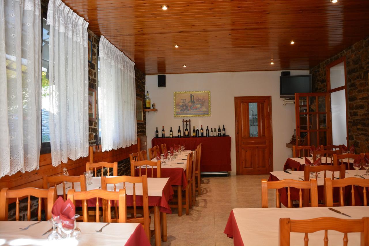 Pensio Samarra Hotel Ribera de Cardos Exterior photo